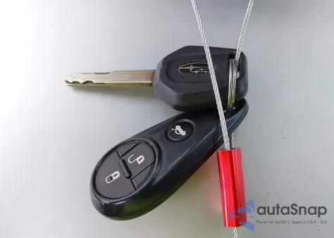 2011 Subaru Forester 2.5X Premium из США, поврежденный, VIN JF2SHBDC8BH782880